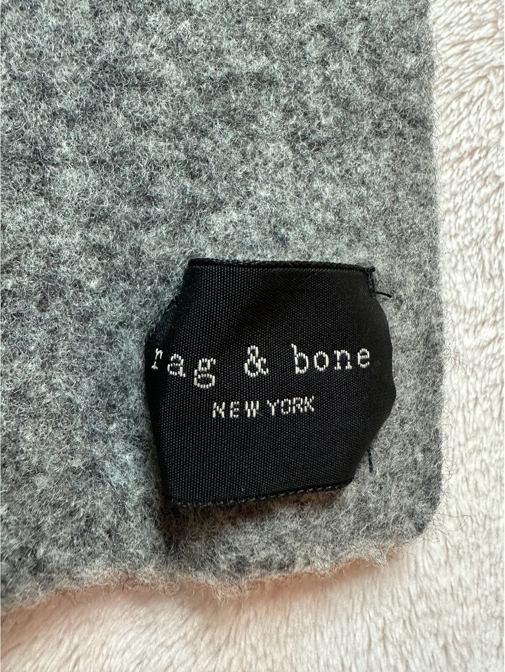 rag & bone New York 100% Wool Scarf/Wrap Cream Made in Italy